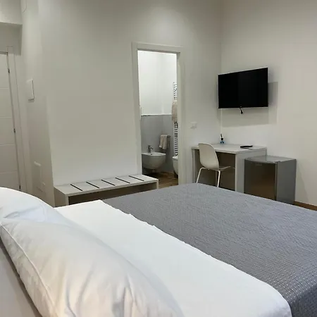 Πανσιόν Pertichetti Living 3*