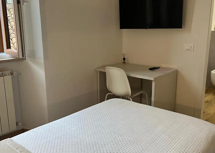 Pertichetti Living 3*